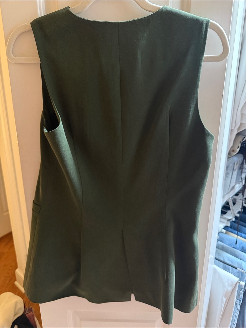 Reformation Casey Vest (Fern) - Picture 4 of 4